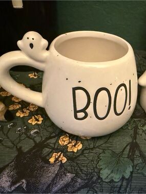 Eccolo White Halloween 'BOO!' Ghost Mug